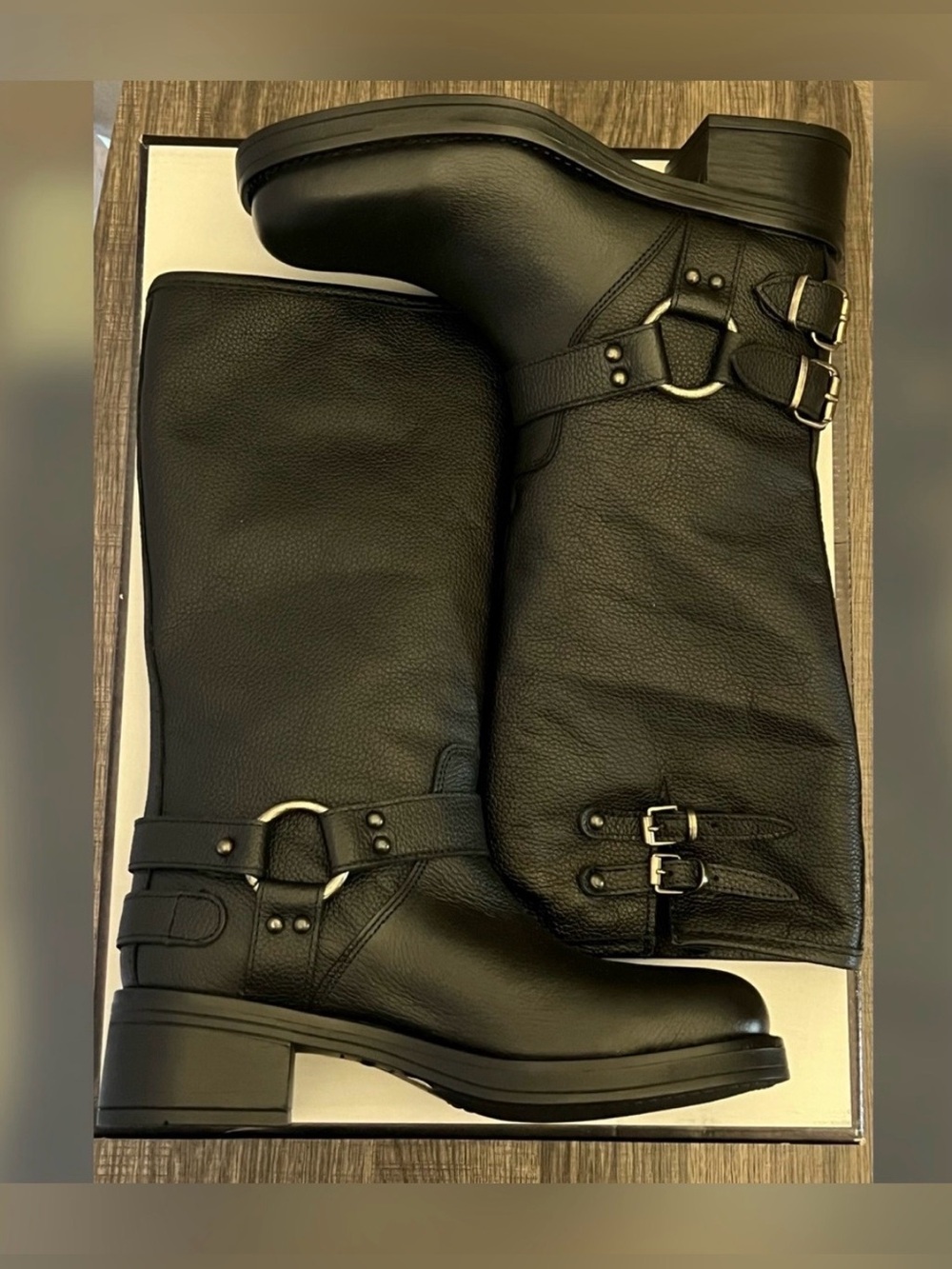 Steve Madden Women's Astor Black Leather Buckle Boots
Size-7